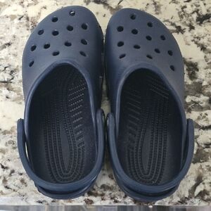 CROCS Navy Blue EUC Womens 6 Or Mens 4